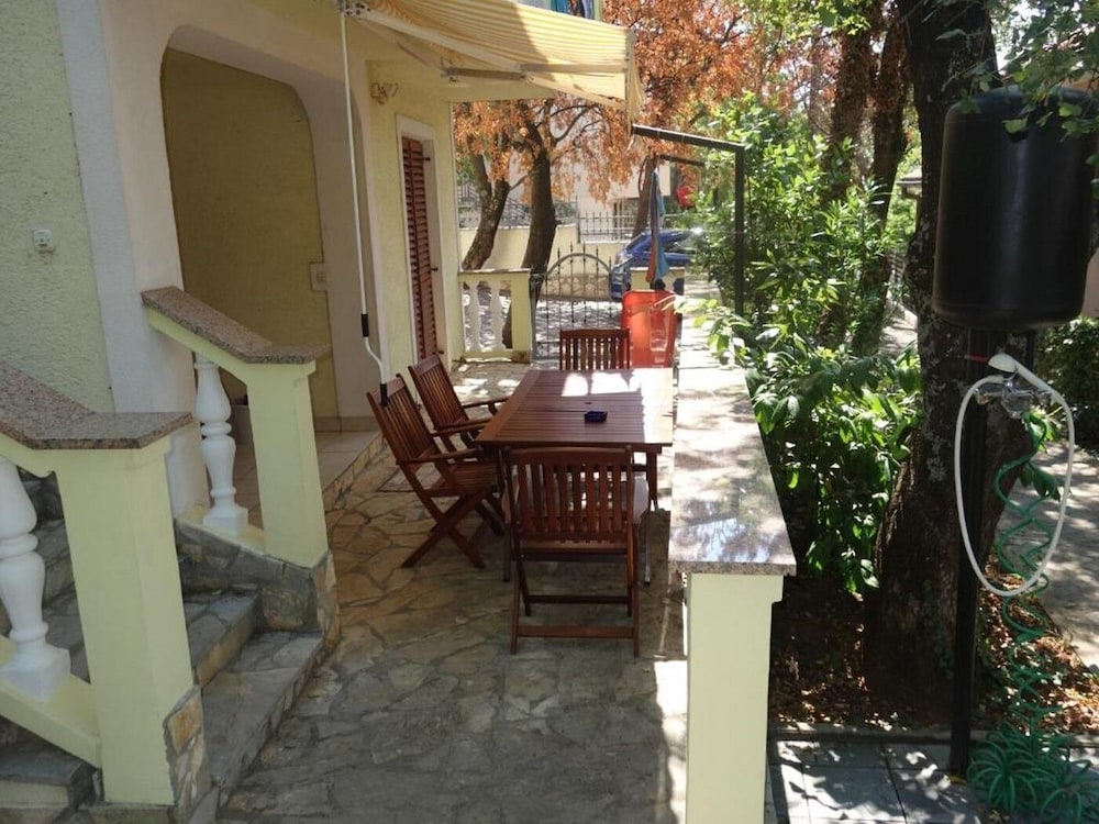 Hotel Apartments Luka