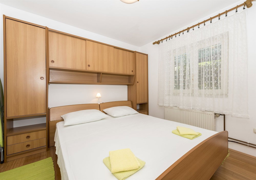Hotel Apartments Anita Summer
