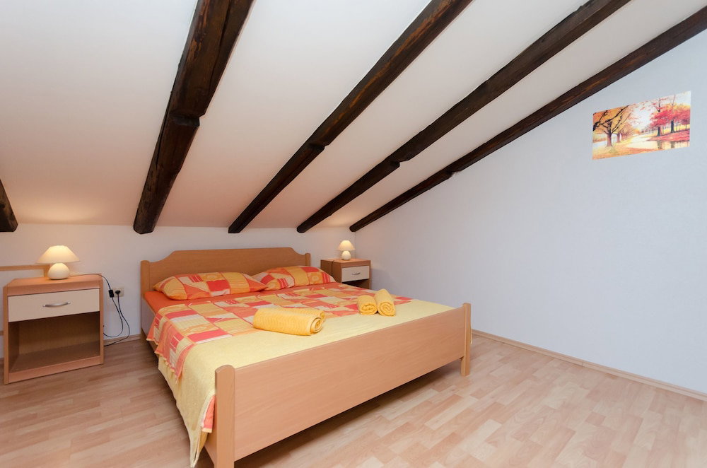 Hotel Apartment Mauro