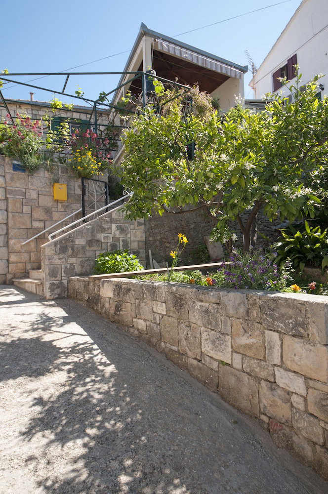 Hotel Apartments Gorana