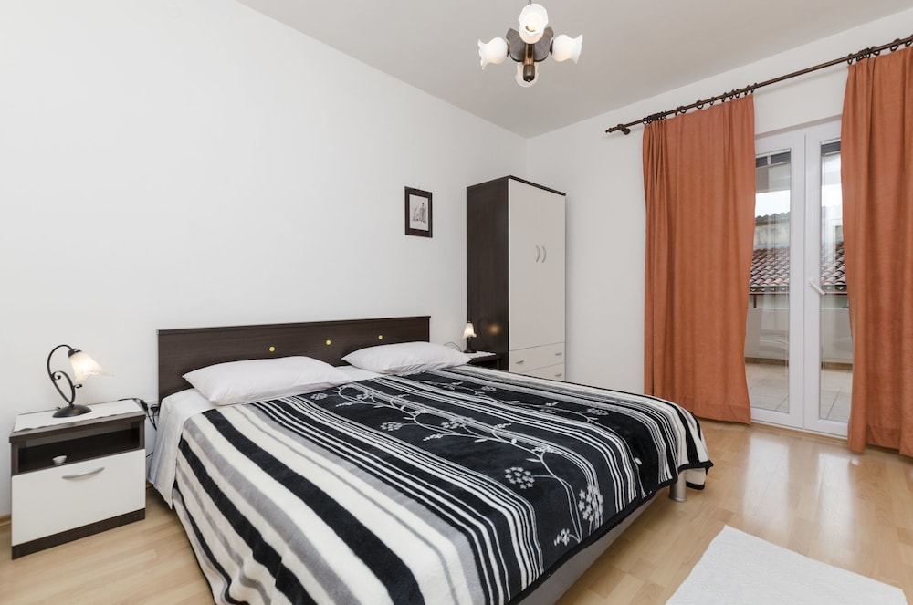 Hotel Apartments And Room Janja