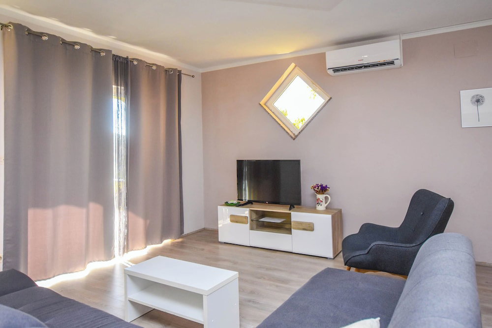 Hotel Apartments Svarog