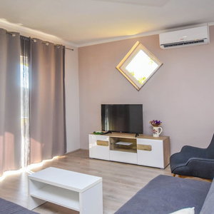 Hotel Apartments Svarog cazare Biograd na Moru