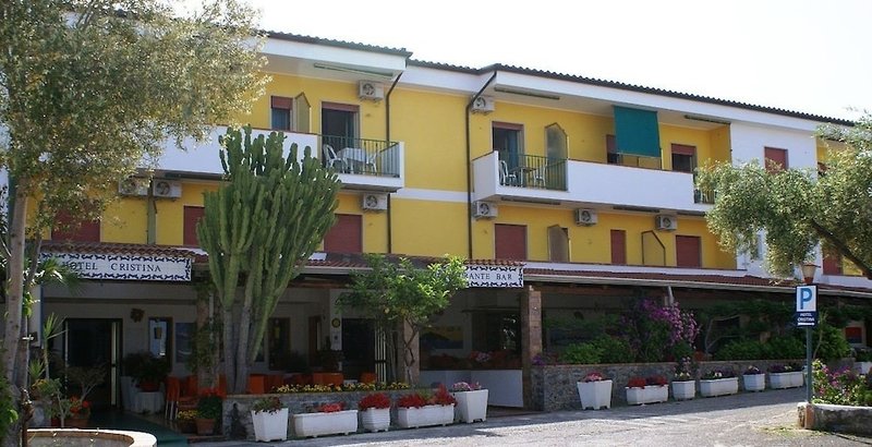 Cristina Hotel