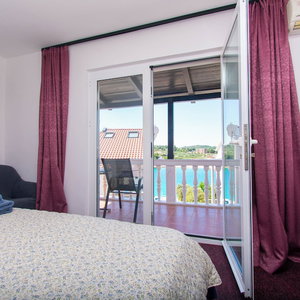 Hotel Apartments Lapa cazare Tisno