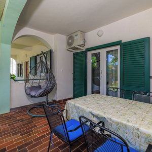 Hotel Apartments I&M cazare Lopar