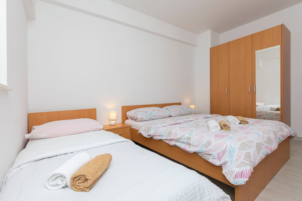 Hotel Apartments Villa Milas With Pool