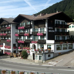 Hotel Hotel Monzoni cazare Pozza di Fassa