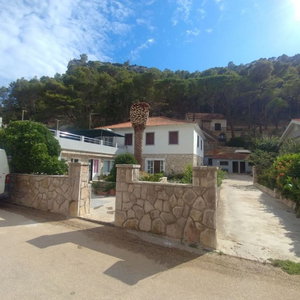 Hotel Holiday Home Kokić cazare Jelsa