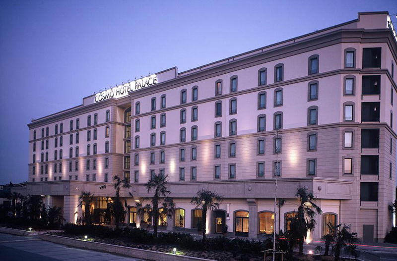 Hotel Cosmo Palace