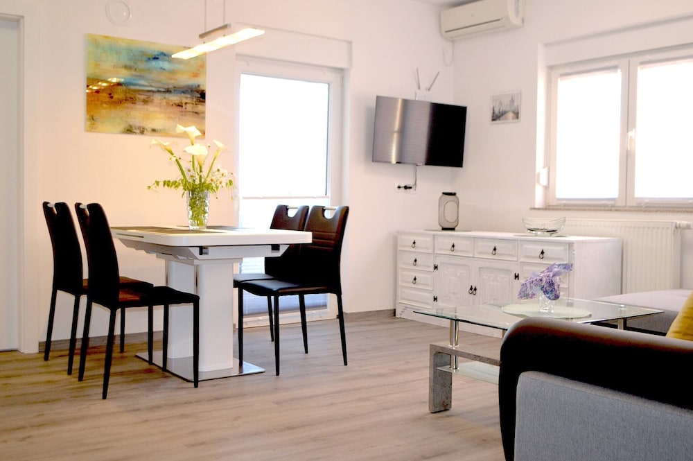 Hotel Panoramic View Apartment Marijane
