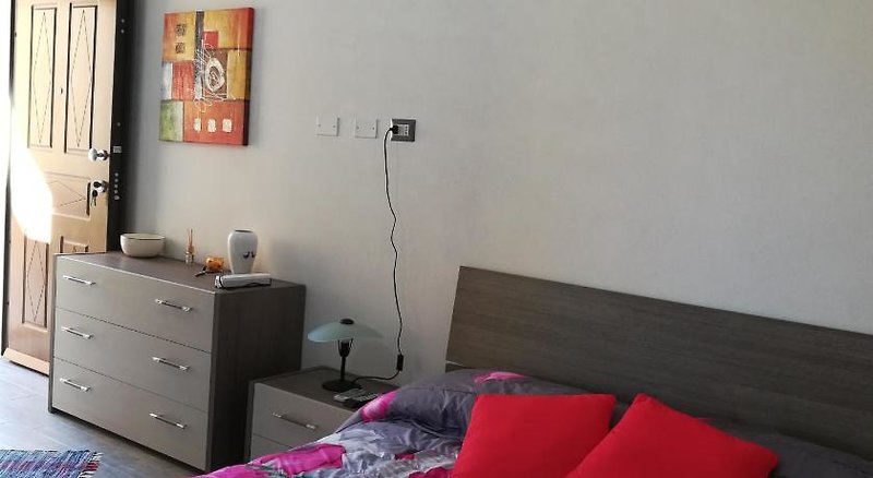 Hotel Rooms Loru