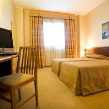 Hotel B&B Hotel Faenza cazare Faenza
