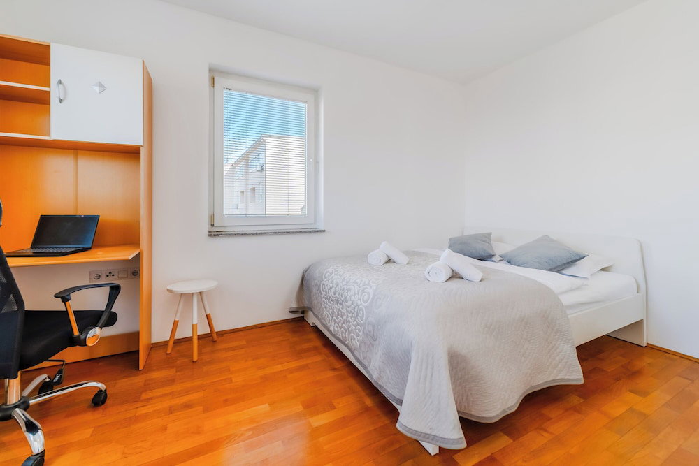 Hotel Cherry City Stay Apartment With Parking