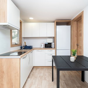 Hotel Mobile Home Banovi Dvori Iv cazare Tisno