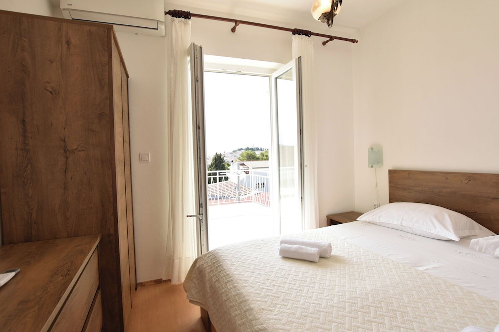 Hotel Rooms Bozena