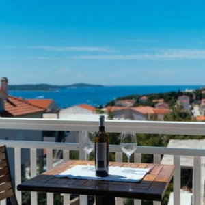 Hotel Apartments Trogrlić cazare Hvar