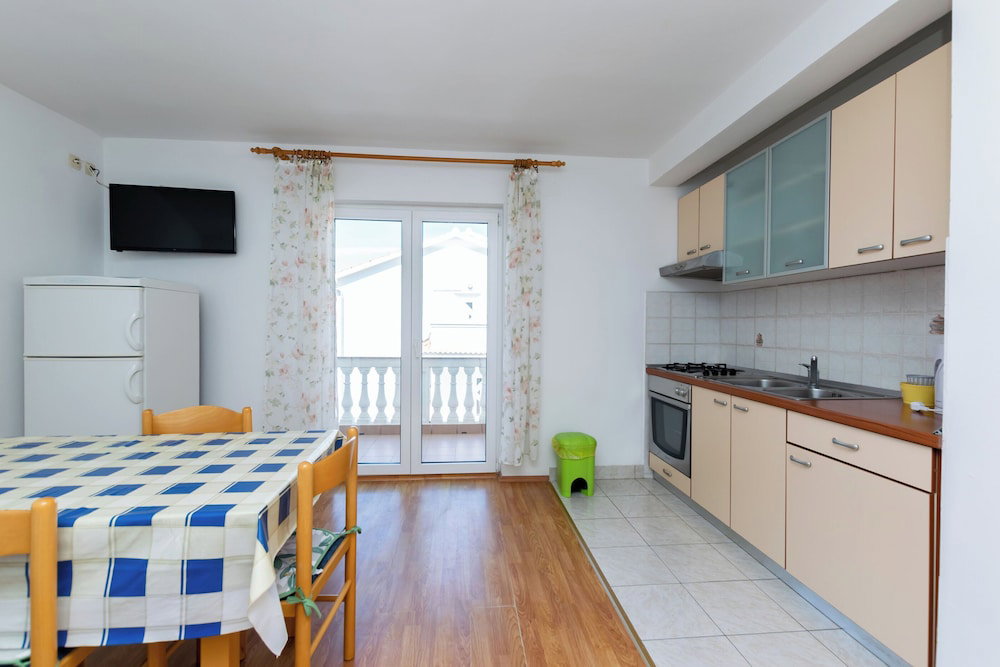 Hotel Apartments Iva