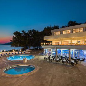 Hotel Fontana Bayside Park cazare Jelsa