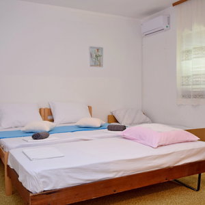 Hotel Apartment And Rooms Mila cazare Starigrad