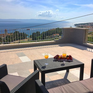 Hotel Apartments Eastern Paradise cazare Bol