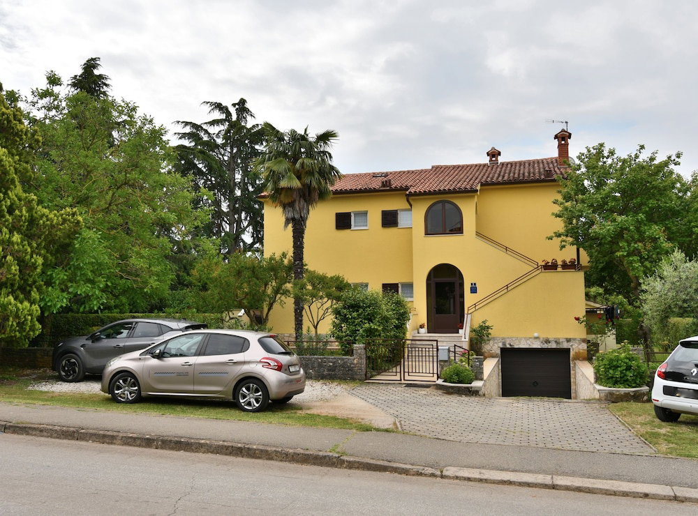 Hotel Apartment Brioni