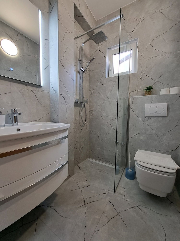 Hotel Apartments Karmen A1-A3