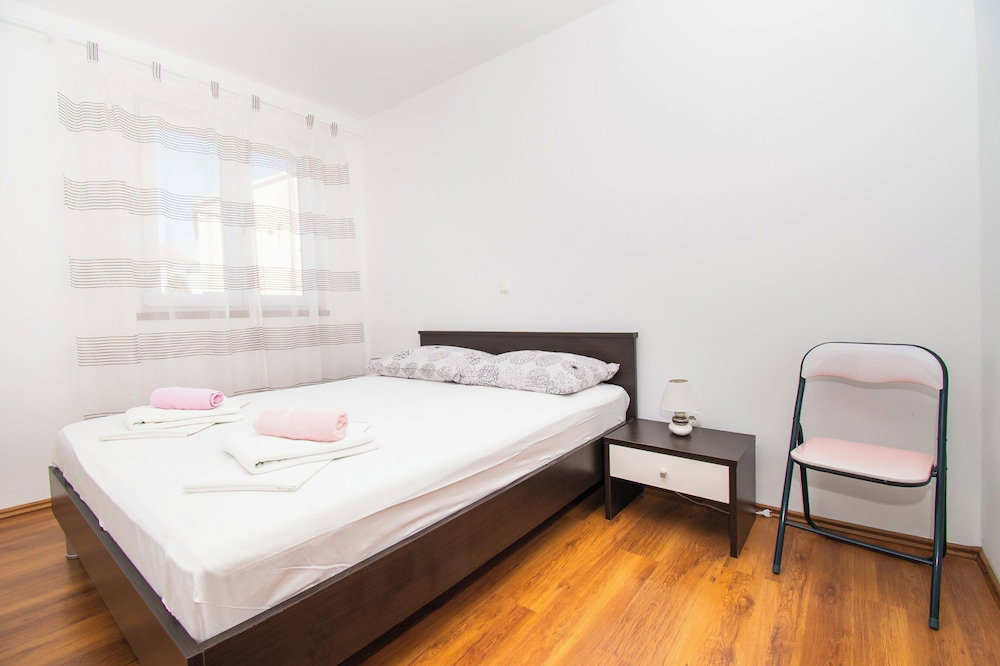 Hotel Apartments Happy Place