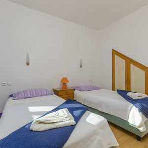 Hotel Apartments And Rooms Lea cazare Bol