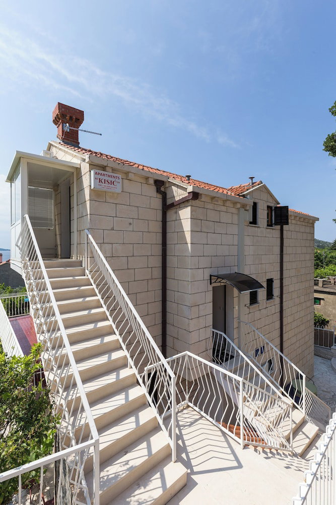 Hotel Apartments Kisić
