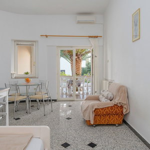 Hotel Apartments Family Gligora cazare Kolan