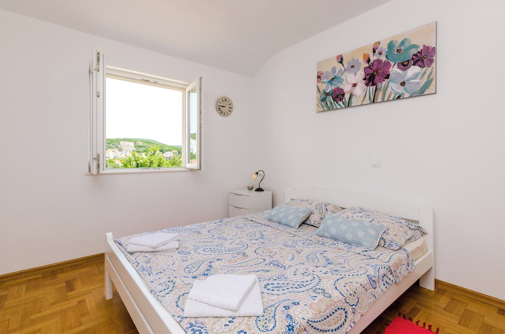 Ana Apartment