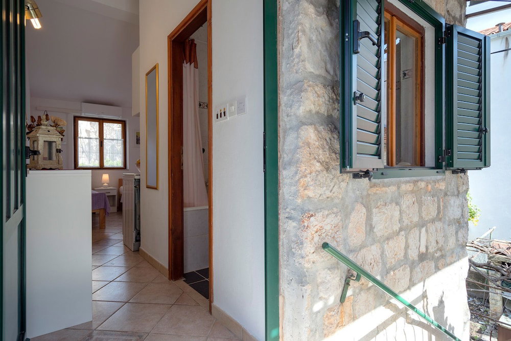 Hotel Apartments Lotti
