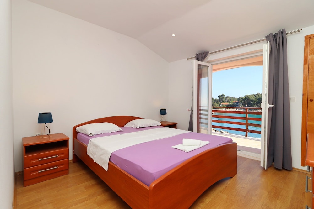 Hotel Apartments Prižba Bay