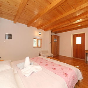 Hotel House Paklenica Stone Beauty cazare Starigrad