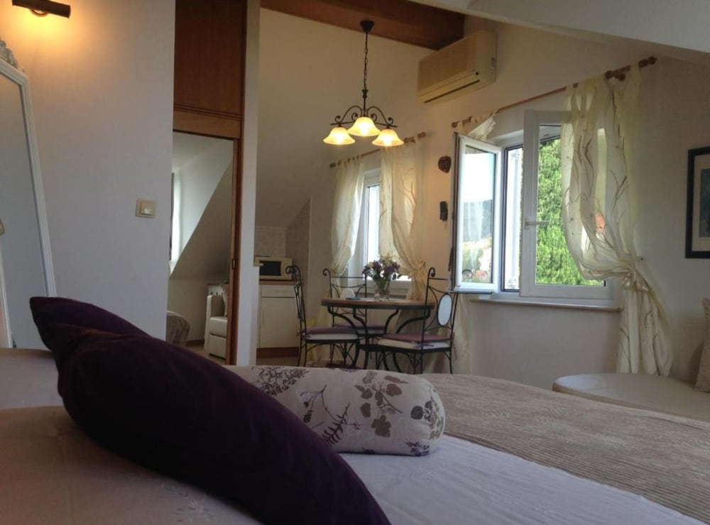 Hotel Villa Mediterranea