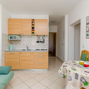 Hotel Apartment Mario cazare Okrug Gornji