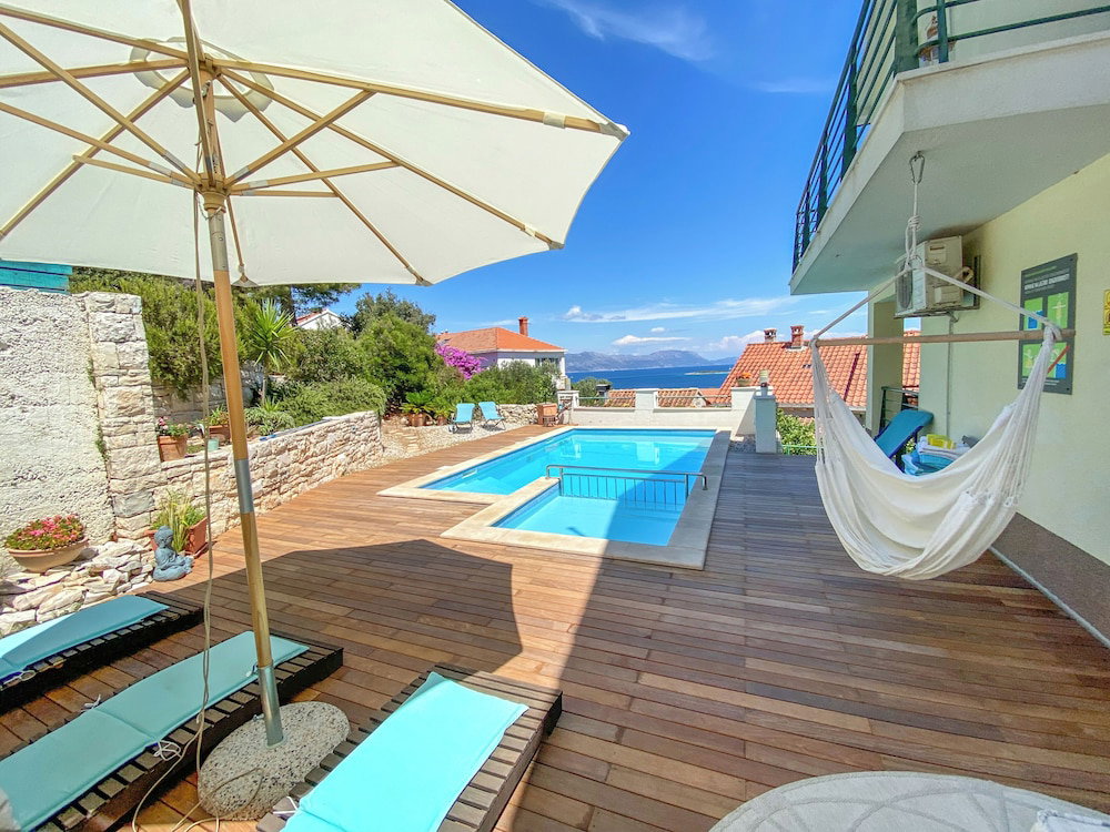 Hotel Eco Apartments Sunshine With Heated Pool