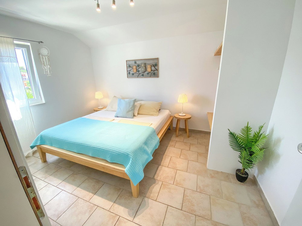 Eco Apartments Sunshine With Heated Pool