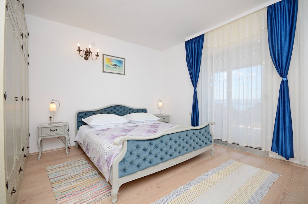Hotel Apartments Petar