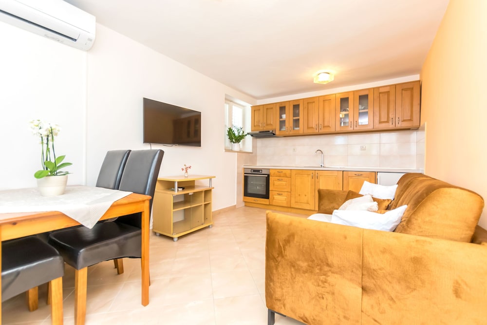 Hotel Apartments Dado