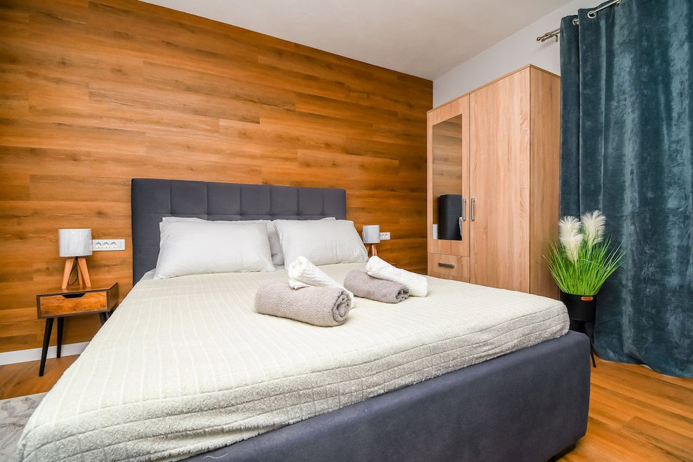 Hotel Apartments Neli
