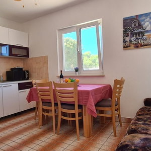 Hotel House Karmela cazare Sucuraj
