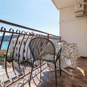 Hotel Apartments Pera cazare Marina