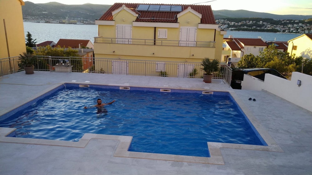 Hotel Apartments Villa Moonlight