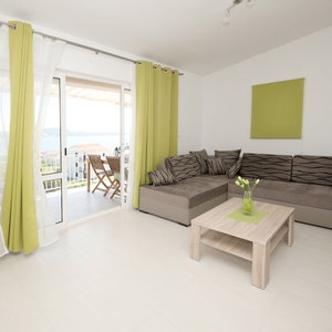 Hotel Apartment In Seget Donji With Terrace cazare Donji Seget