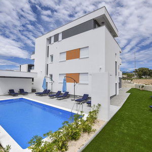 Hotel Pool Apartments & Rooms Mare cazare Novalja