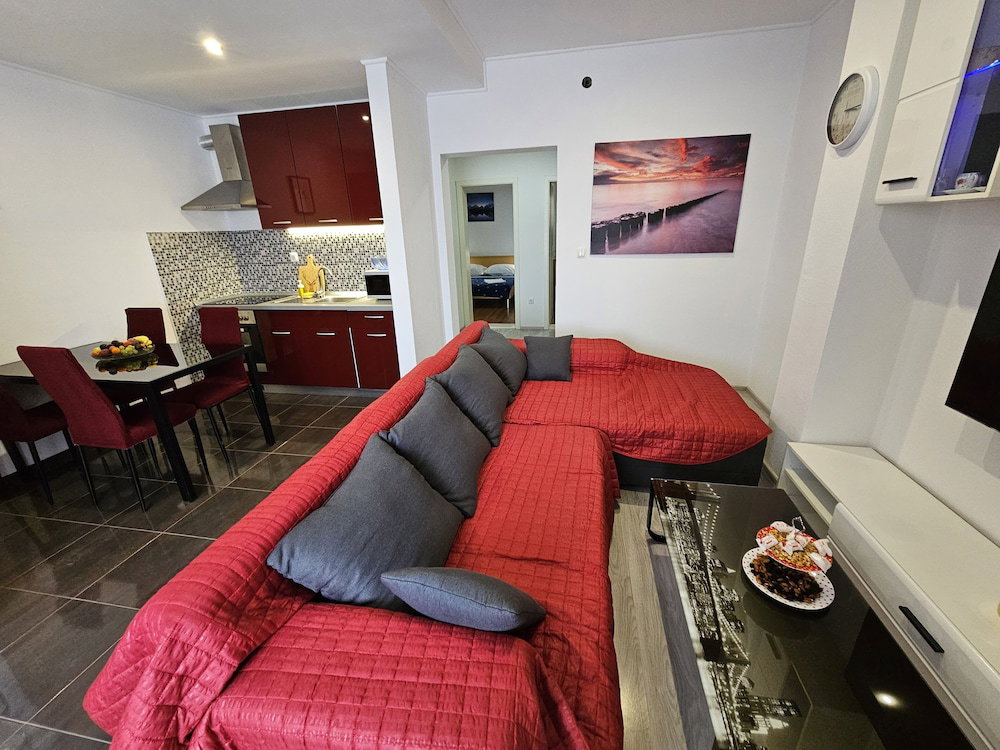 Hotel Modern Apartment Nikola In A Quiet Area