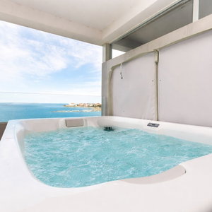 Hotel Apartment Luxury Beachfront Jacuzzi Suite With Sea View cazare Povljana