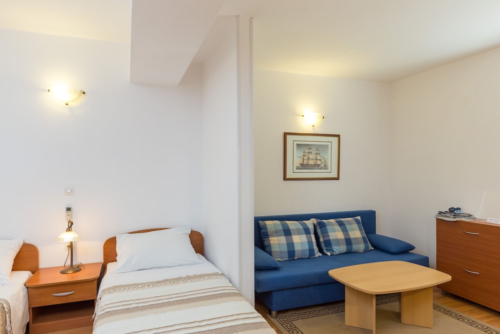 Apartments Milanovic